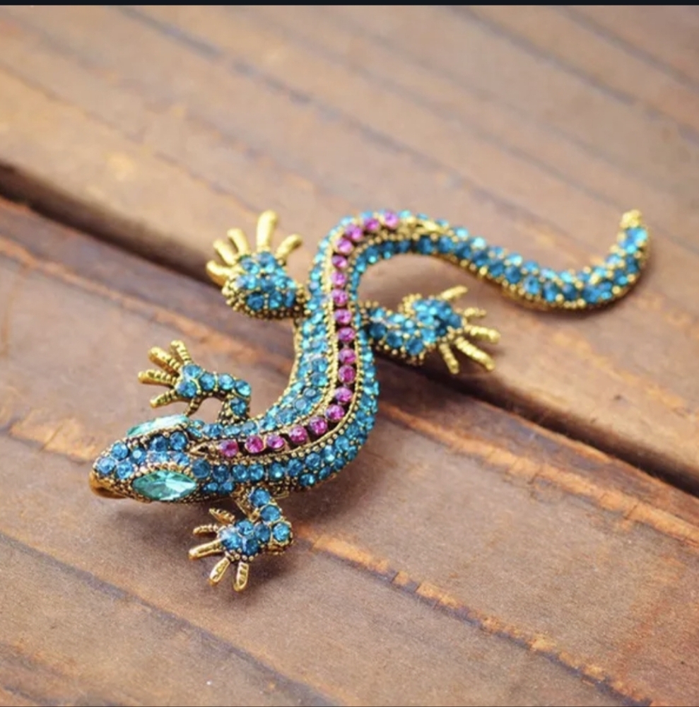 Beautiful Lizard Brooch/Pendant